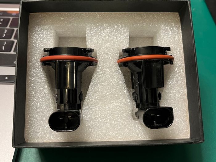 2 OEM BMW Angel Eye Bulbs (63126904048) - Working