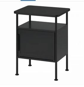 Bedside locker x 2