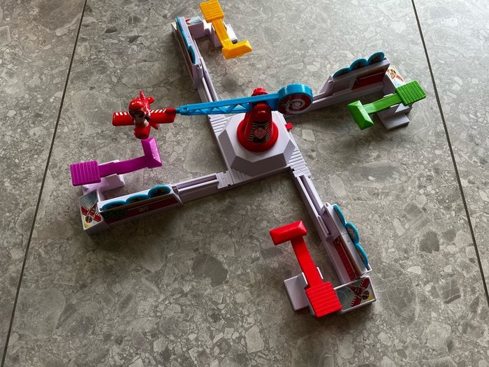 Loopin' Louie