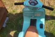 kids vespa
