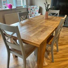 solid oak dining table and chairs