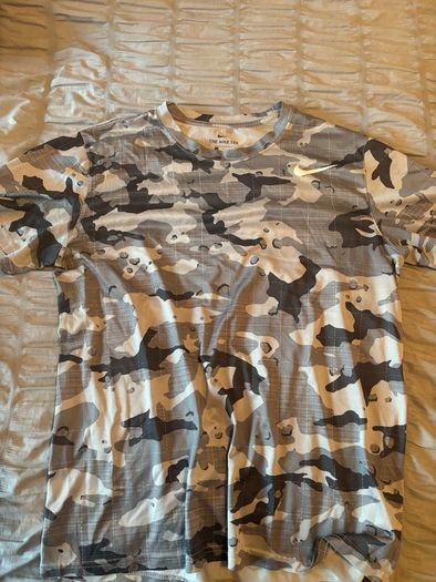 26 items of large Nike gym wear
