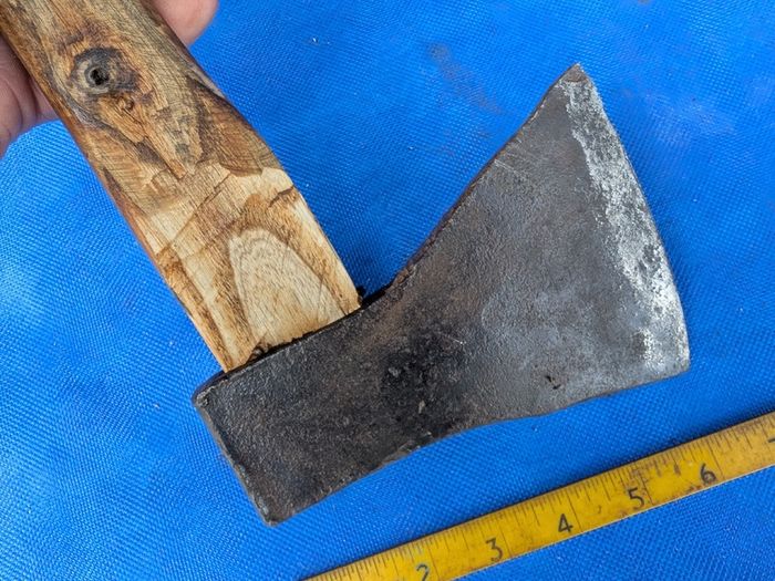 Right Handed Side Axe