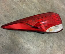 Hyundai i40 Estate Left Passenger Side Outer Tail Light 92401-3Z000 (11-15)