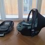 Maxi Cosi Pebble Car Seat with IsoFix Base Image 2