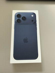 iPhone 17 Pro max sealed - open to all networks