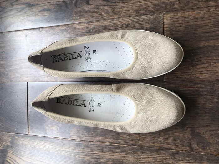Babila summer leather wedges, size 5 as new