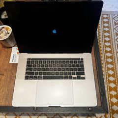 Macbook Pro