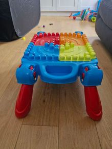 Smyths Mega Block table