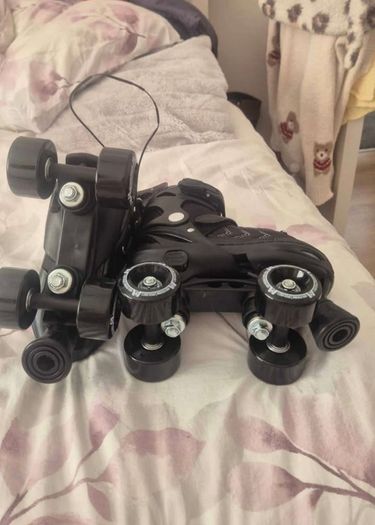kids rollerskates