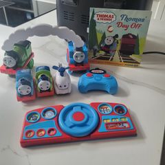 Thomas tank engine toy bundle