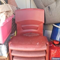 4 chair's free