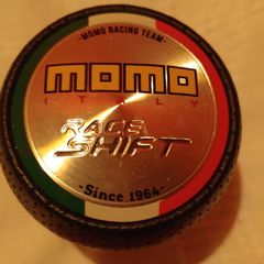 MOMO Racer Gear Shift Knob