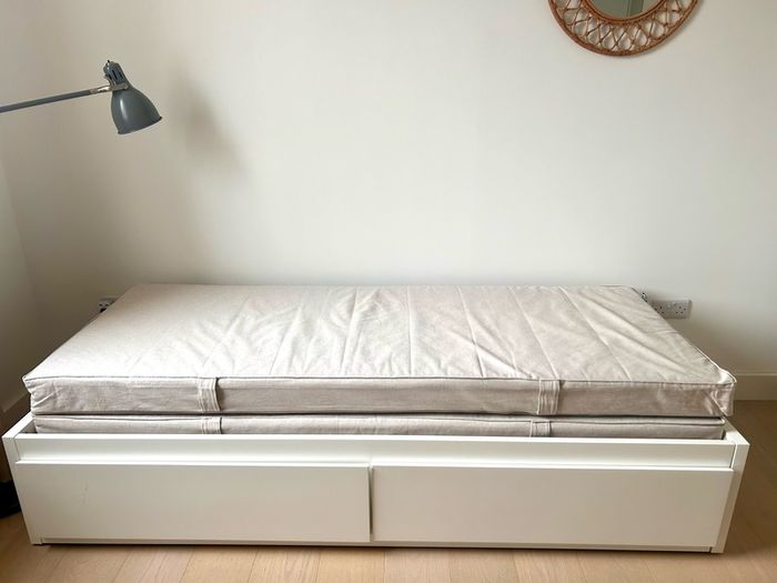 IKEA Flekke day bed