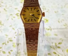 Vintage Avia Gold Plated Ladies Watch.