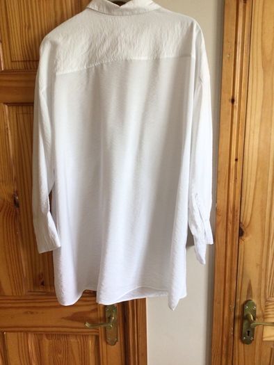 H&M Ladies White Oversized smart casual Blouse Shirt with tied detail Size XL Uk 18 / 20 includes Post