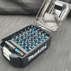 Makita battery case with 31 piece impact bits set