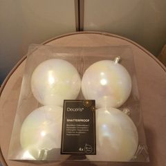 4 pearl white snowy christmas shatterproof baubles