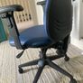 ergonomic office chair like new Image 2