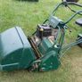 lawn mower Image 2