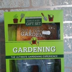 ultimate gardner gift set
