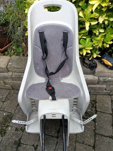 Kids rear bike seat x2