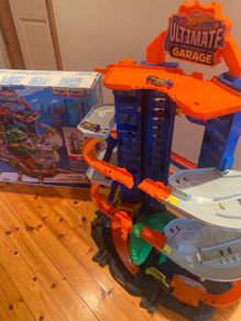 Hot wheels Ultimate Garage