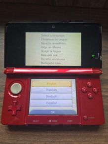 Nintendo 3DS in metallic red