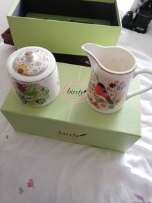 Jug and sugar bowl set