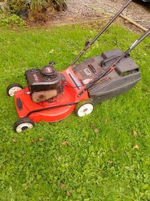 Rover Briggs petrol lawnmower