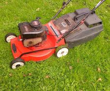 Rover Briggs petrol lawnmower