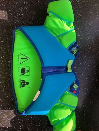 Kid's life jacket