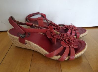 Ladies red burgundy leather platform sandals New size EU 41 7 UK