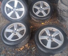 Volvo 16" set of alloys wheels
