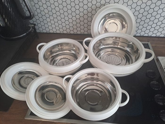 insulated serving dishes