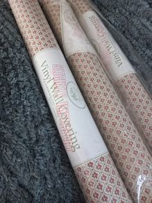 Vintage wallpaper Laura Ashley