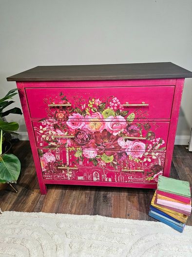 Chest of drawers