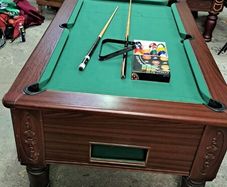 Pool table