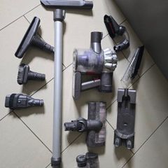 Dyson v6