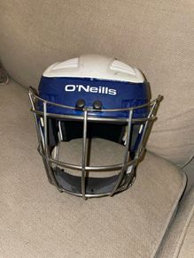 O'Neills Hurling Camogie Helmet M 57cm