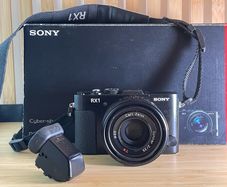 Sony RX1 mk 1 with viewfinder.