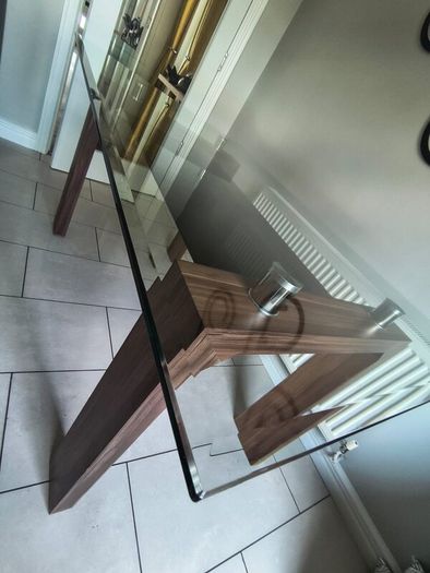 Glass top classic living room table.