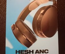 Skullcandy Headphones (BRAND NEW IN BOX!)