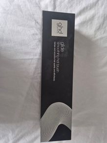 Ghd glide smoothing hot brush...bearly used