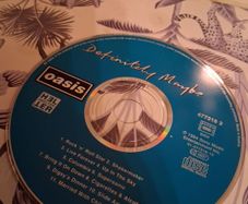 oasis definitely maybe no case