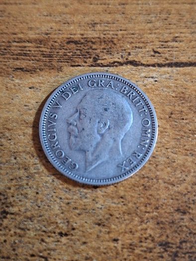 Great Britain UK 1935, One Shilling, George V, Silver Coin - free standard postage