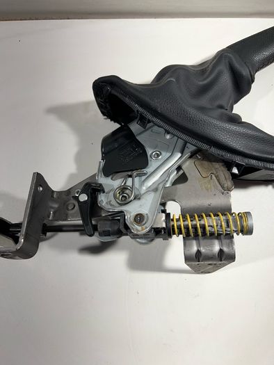 BMW E90/E91 3 Series Handbrake Mechanism With Black Handle  6782750 A3l2b67g
