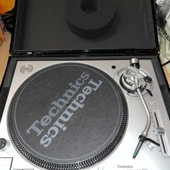 Technics SL 1200 MK7