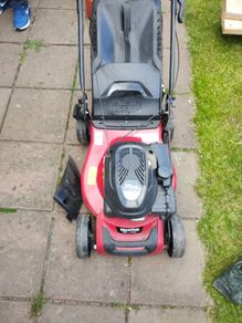 lawnmower self-propelled