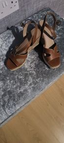 womens wedges size 4